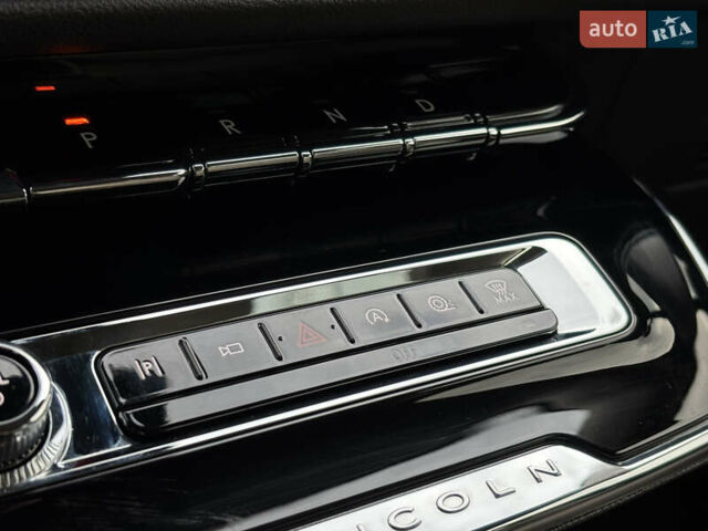 Синий Линкольн Corsair, объемом двигателя 0 л и пробегом 5 тыс. км за 38100 $, фото 48 на Automoto.ua
