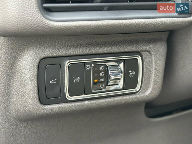 Синий Линкольн Corsair, объемом двигателя 0 л и пробегом 5 тыс. км за 38100 $, фото 24 на Automoto.ua