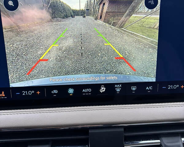 Синий Линкольн Corsair, объемом двигателя 2 л и пробегом 41 тыс. км за 29500 $, фото 4 на Automoto.ua