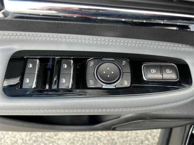 Черный Линкольн Другая, объемом двигателя 2 л и пробегом 28 тыс. км за 6700 $, фото 10 на Automoto.ua