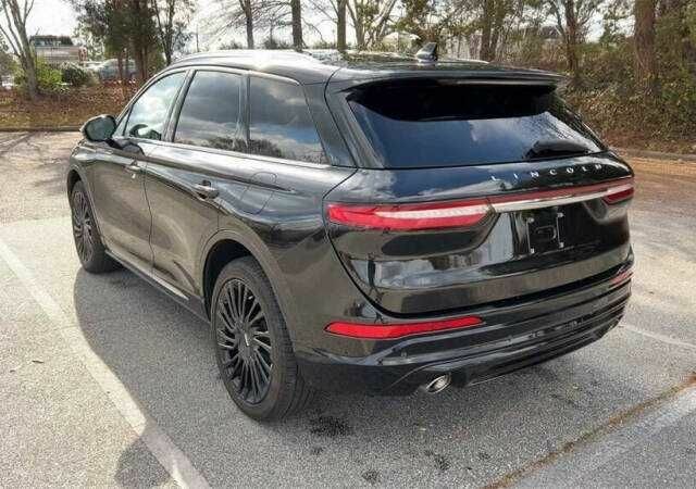 Черный Линкольн Другая, объемом двигателя 2 л и пробегом 28 тыс. км за 6700 $, фото 2 на Automoto.ua