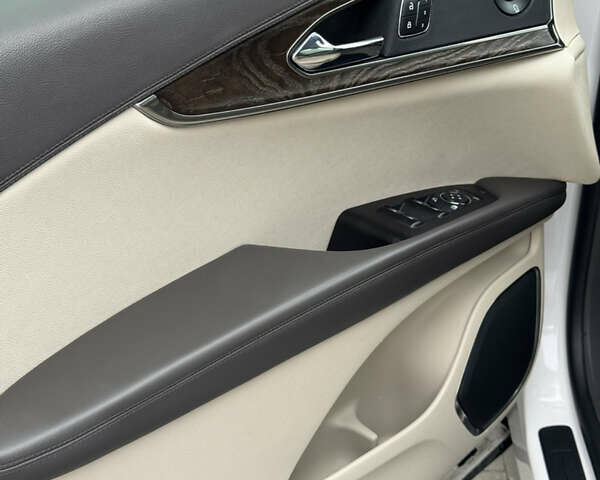 Білий Лінкольн Nautilus, об'ємом двигуна 2.69 л та пробігом 80 тис. км за 22900 $, фото 25 на Automoto.ua