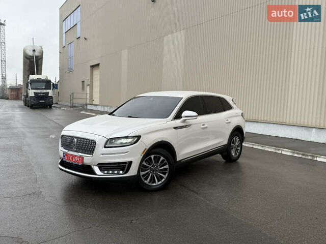 Белый Линкольн Nautilus, объемом двигателя 2.69 л и пробегом 104 тыс. км за 22000 $, фото 2 на Automoto.ua