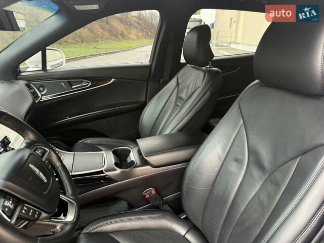 Белый Линкольн Nautilus, объемом двигателя 2.69 л и пробегом 104 тыс. км за 22000 $, фото 42 на Automoto.ua