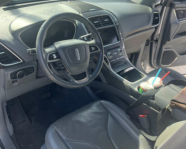 Линкольн Nautilus 2019 в Киеве на Automoto.ua Белый Линкольн Nautilus, объемом двигателя 2 л и пробегом 127 тыс. км за 26500 $, фото 19 на Automoto.ua