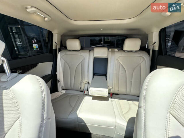 Білий Лінкольн Nautilus, об'ємом двигуна 2 л та пробігом 120 тис. км за 25500 $, фото 35 на Automoto.ua