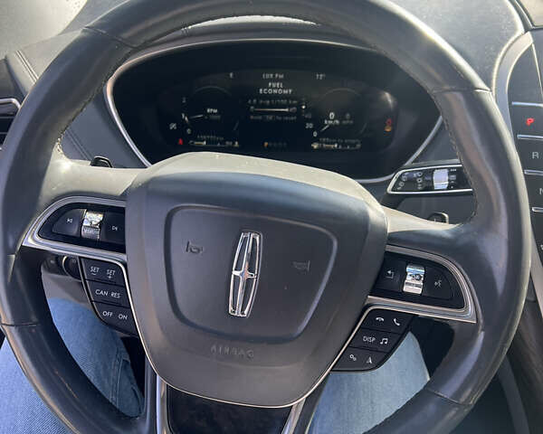 Линкольн Nautilus 2019 в Киеве на Automoto.ua Белый Линкольн Nautilus, объемом двигателя 2 л и пробегом 127 тыс. км за 26500 $, фото 16 на Automoto.ua