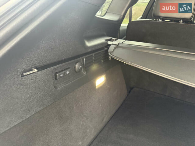 Белый Линкольн Nautilus, объемом двигателя 2.69 л и пробегом 104 тыс. км за 22000 $, фото 25 на Automoto.ua