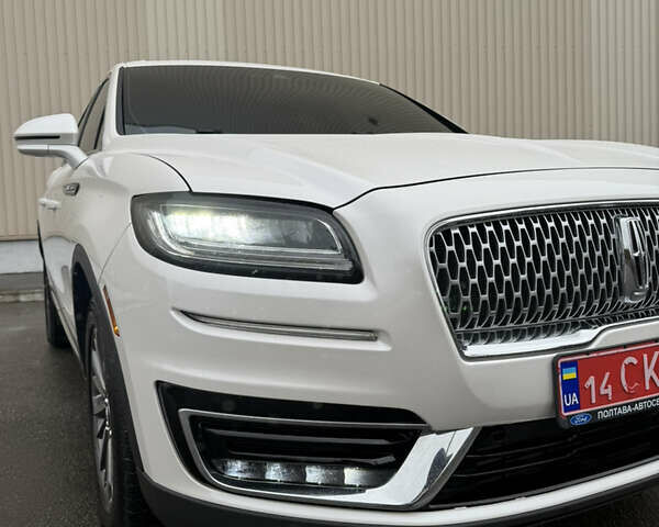 Белый Линкольн Nautilus, объемом двигателя 2.69 л и пробегом 104 тыс. км за 22000 $, фото 15 на Automoto.ua