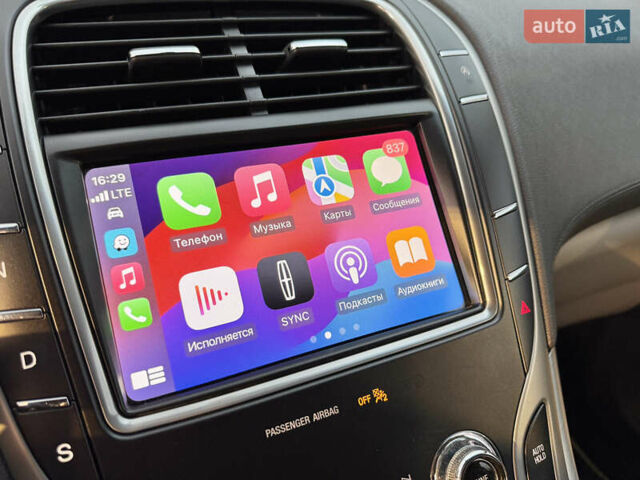 Белый Линкольн Nautilus, объемом двигателя 2 л и пробегом 35 тыс. км за 21500 $, фото 5 на Automoto.ua