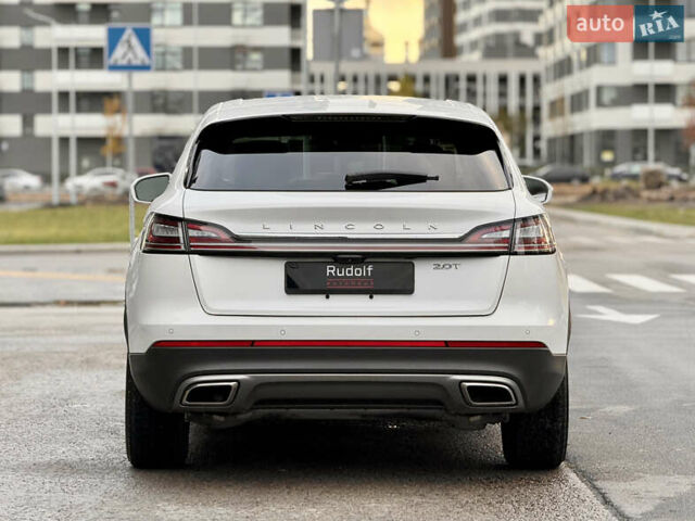 Белый Линкольн Nautilus, объемом двигателя 2 л и пробегом 35 тыс. км за 21500 $, фото 12 на Automoto.ua