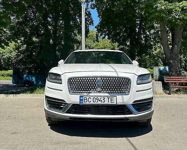 Білий Лінкольн Nautilus, об'ємом двигуна 2 л та пробігом 95 тис. км за 19900 $, фото 1 на Automoto.ua