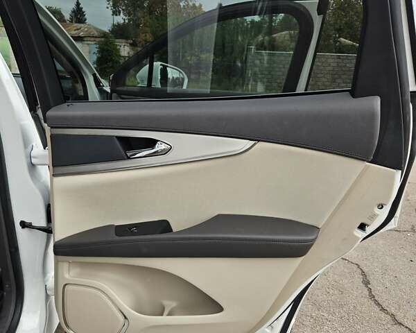 Линкольн Nautilus 2020 в Кривом Роге на Automoto.ua Белый Линкольн Nautilus, объемом двигателя 2 л и пробегом 34 тыс. км за 22000 $, фото 35 на Automoto.ua