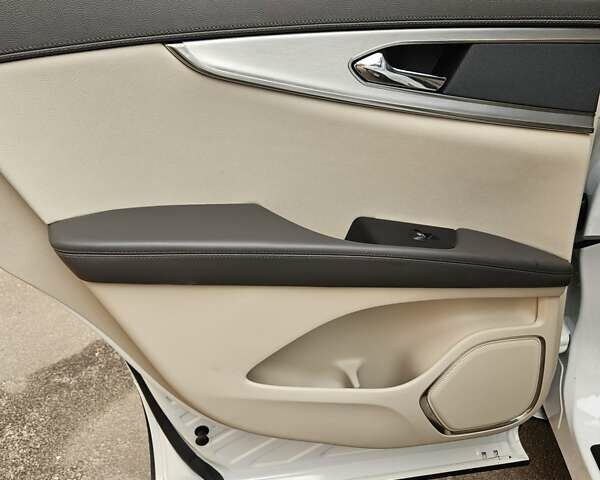 Линкольн Nautilus 2020 в Кривом Роге на Automoto.ua Белый Линкольн Nautilus, объемом двигателя 2 л и пробегом 34 тыс. км за 22000 $, фото 37 на Automoto.ua