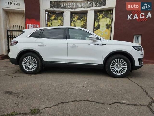 Линкольн Nautilus 2020 в Кривом Роге на Automoto.ua Белый Линкольн Nautilus, объемом двигателя 2 л и пробегом 34 тыс. км за 22000 $, фото 4 на Automoto.ua