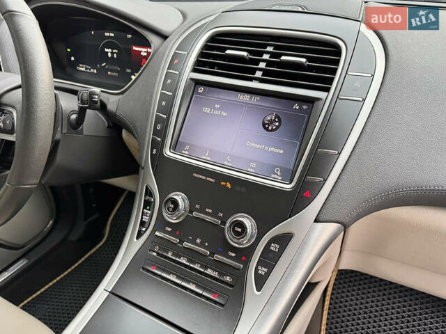 Белый Линкольн Nautilus, объемом двигателя 2 л и пробегом 35 тыс. км за 21500 $, фото 26 на Automoto.ua