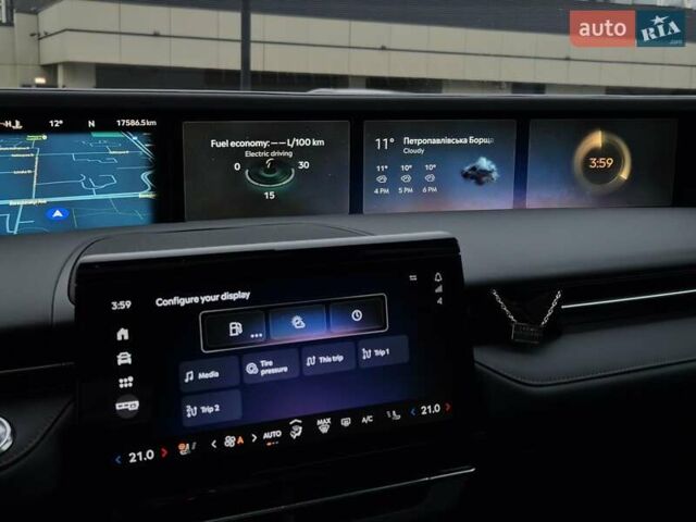Білий Лінкольн Nautilus, об'ємом двигуна 2 л та пробігом 17 тис. км за 55500 $, фото 33 на Automoto.ua