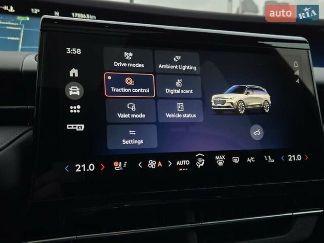 Білий Лінкольн Nautilus, об'ємом двигуна 2 л та пробігом 17 тис. км за 55500 $, фото 35 на Automoto.ua