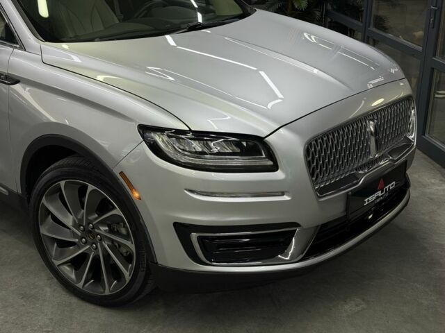 Бежевый Линкольн Nautilus, объемом двигателя 2 л и пробегом 153 тыс. км за 19900 $, фото 1 на Automoto.ua