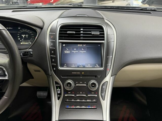 Бежевый Линкольн Nautilus, объемом двигателя 2 л и пробегом 153 тыс. км за 19900 $, фото 21 на Automoto.ua