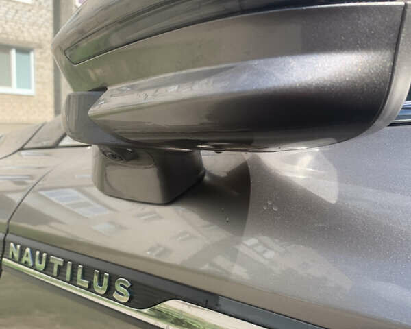 Бежевый Линкольн Nautilus, объемом двигателя 2 л и пробегом 116 тыс. км за 23900 $, фото 15 на Automoto.ua