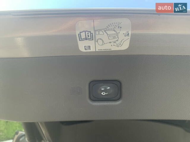 Бежевый Линкольн Nautilus, объемом двигателя 2 л и пробегом 116 тыс. км за 23900 $, фото 16 на Automoto.ua