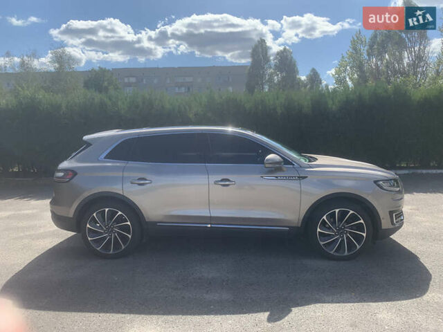 Бежевый Линкольн Nautilus, объемом двигателя 2 л и пробегом 116 тыс. км за 23900 $, фото 6 на Automoto.ua