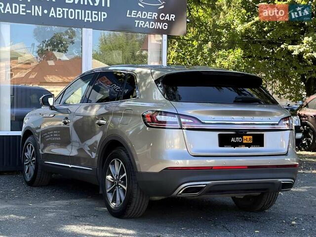 Бежевий Лінкольн Nautilus, об'ємом двигуна 2 л та пробігом 34 тис. км за 26500 $, фото 4 на Automoto.ua