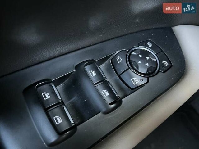 Бежевий Лінкольн Nautilus, об'ємом двигуна 2 л та пробігом 34 тис. км за 26500 $, фото 25 на Automoto.ua