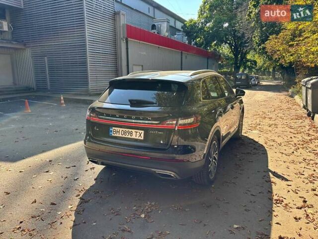 Линкольн Nautilus 2019 в Киеве на Automoto.ua Черный Линкольн Nautilus, объемом двигателя 2 л и пробегом 63 тыс. км за 34000 $, фото 25 на Automoto.ua