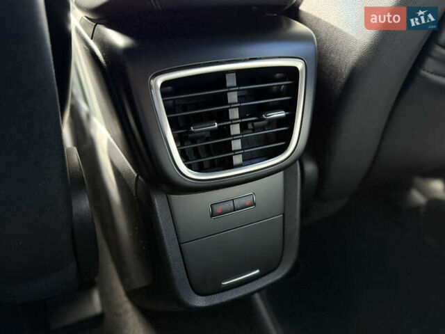 Черный Линкольн Nautilus, объемом двигателя 2 л и пробегом 128 тыс. км за 24900 $, фото 51 на Automoto.ua