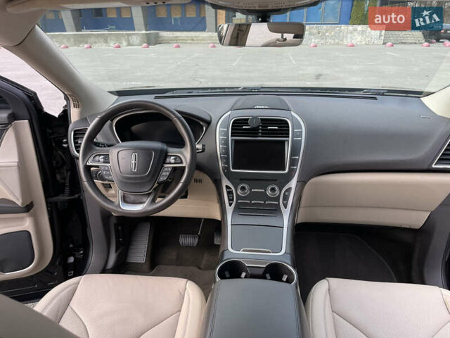 Черный Линкольн Nautilus, объемом двигателя 2.7 л и пробегом 42 тыс. км за 29999 $, фото 18 на Automoto.ua