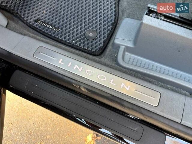 Линкольн Nautilus 2019 в Киеве на Automoto.ua Черный Линкольн Nautilus, объемом двигателя 2 л и пробегом 63 тыс. км за 34000 $, фото 15 на Automoto.ua