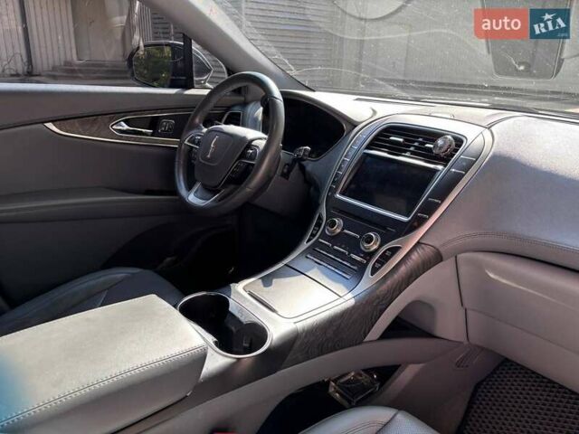 Линкольн Nautilus 2019 в Киеве на Automoto.ua Черный Линкольн Nautilus, объемом двигателя 2 л и пробегом 63 тыс. км за 34000 $, фото 12 на Automoto.ua