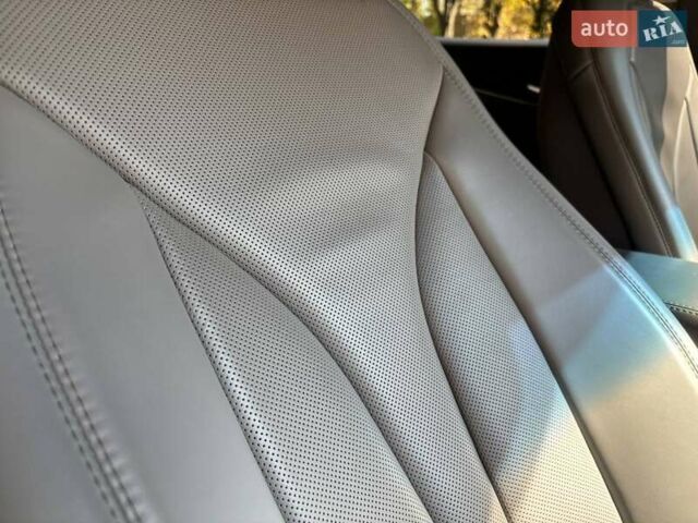 Линкольн Nautilus 2019 в Киеве на Automoto.ua Черный Линкольн Nautilus, объемом двигателя 2 л и пробегом 63 тыс. км за 34000 $, фото 13 на Automoto.ua