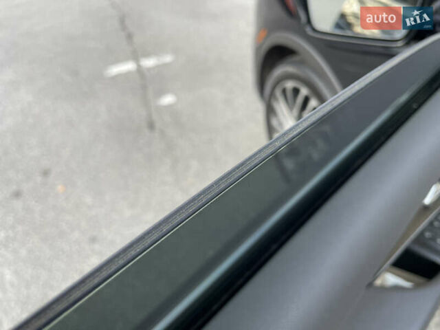 Черный Линкольн Nautilus, объемом двигателя 2.7 л и пробегом 42 тыс. км за 29999 $, фото 28 на Automoto.ua