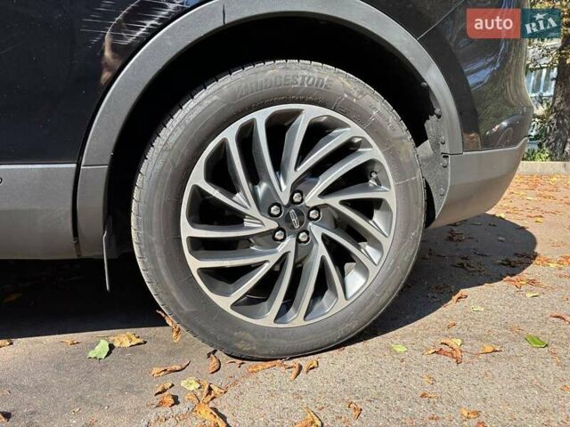 Линкольн Nautilus 2019 в Киеве на Automoto.ua Черный Линкольн Nautilus, объемом двигателя 2 л и пробегом 63 тыс. км за 34000 $, фото 23 на Automoto.ua