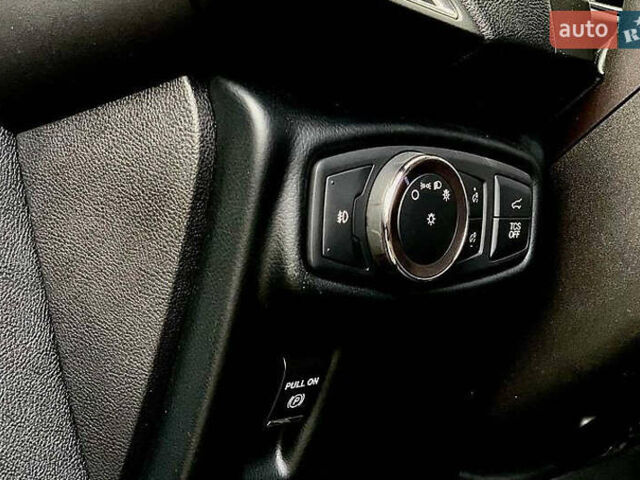 Чорний Лінкольн Nautilus, об'ємом двигуна 2 л та пробігом 62 тис. км за 18900 $, фото 8 на Automoto.ua