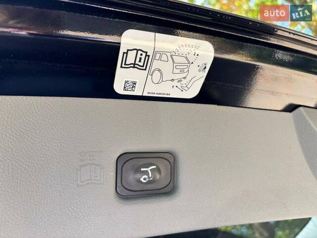 Линкольн Nautilus 2019 в Киеве на Automoto.ua Черный Линкольн Nautilus, объемом двигателя 2 л и пробегом 63 тыс. км за 34000 $, фото 5 на Automoto.ua