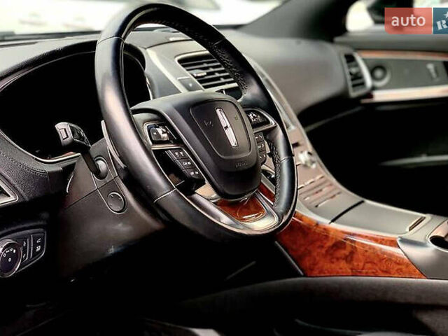 Чорний Лінкольн Nautilus, об'ємом двигуна 2 л та пробігом 62 тис. км за 18900 $, фото 9 на Automoto.ua