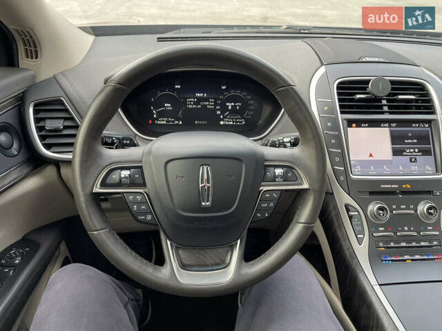 Черный Линкольн Nautilus, объемом двигателя 2.7 л и пробегом 42 тыс. км за 29999 $, фото 27 на Automoto.ua