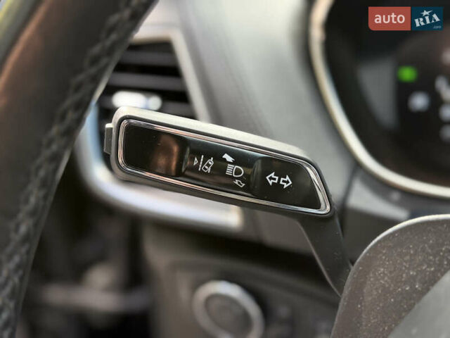 Черный Линкольн Nautilus, объемом двигателя 2 л и пробегом 128 тыс. км за 24900 $, фото 59 на Automoto.ua