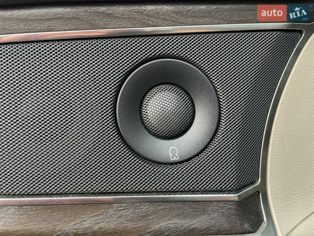 Черный Линкольн Nautilus, объемом двигателя 2.7 л и пробегом 42 тыс. км за 29999 $, фото 29 на Automoto.ua