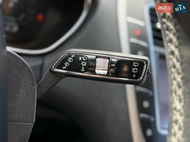 Черный Линкольн Nautilus, объемом двигателя 2 л и пробегом 128 тыс. км за 24900 $, фото 58 на Automoto.ua