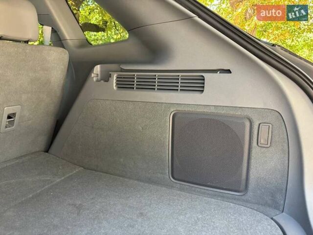 Линкольн Nautilus 2019 в Киеве на Automoto.ua Черный Линкольн Nautilus, объемом двигателя 2 л и пробегом 63 тыс. км за 34000 $, фото 6 на Automoto.ua