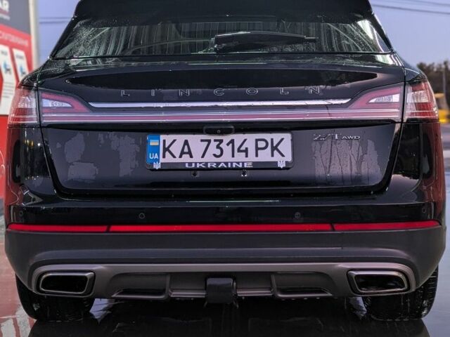 Черный Линкольн Nautilus, объемом двигателя 2.7 л и пробегом 111 тыс. км за 26700 $, фото 1 на Automoto.ua