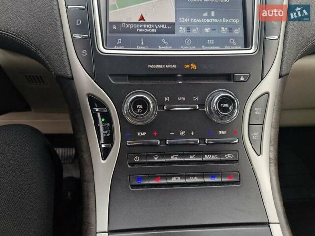 Черный Линкольн Nautilus, объемом двигателя 2 л и пробегом 70 тыс. км за 24999 $, фото 24 на Automoto.ua