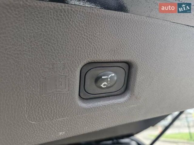 Черный Линкольн Nautilus, объемом двигателя 2 л и пробегом 70 тыс. км за 24999 $, фото 10 на Automoto.ua