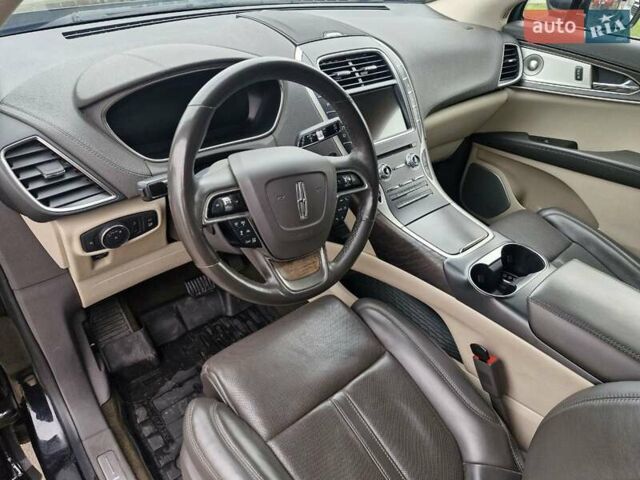 Черный Линкольн Nautilus, объемом двигателя 2 л и пробегом 70 тыс. км за 24999 $, фото 18 на Automoto.ua