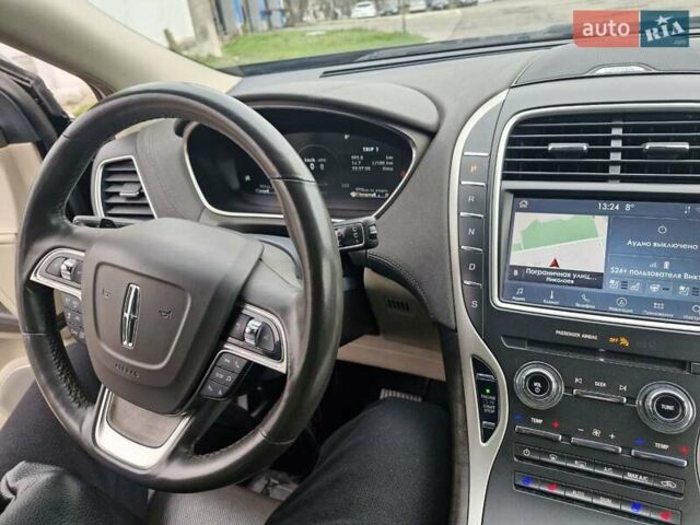 Черный Линкольн Nautilus, объемом двигателя 2 л и пробегом 70 тыс. км за 24999 $, фото 19 на Automoto.ua